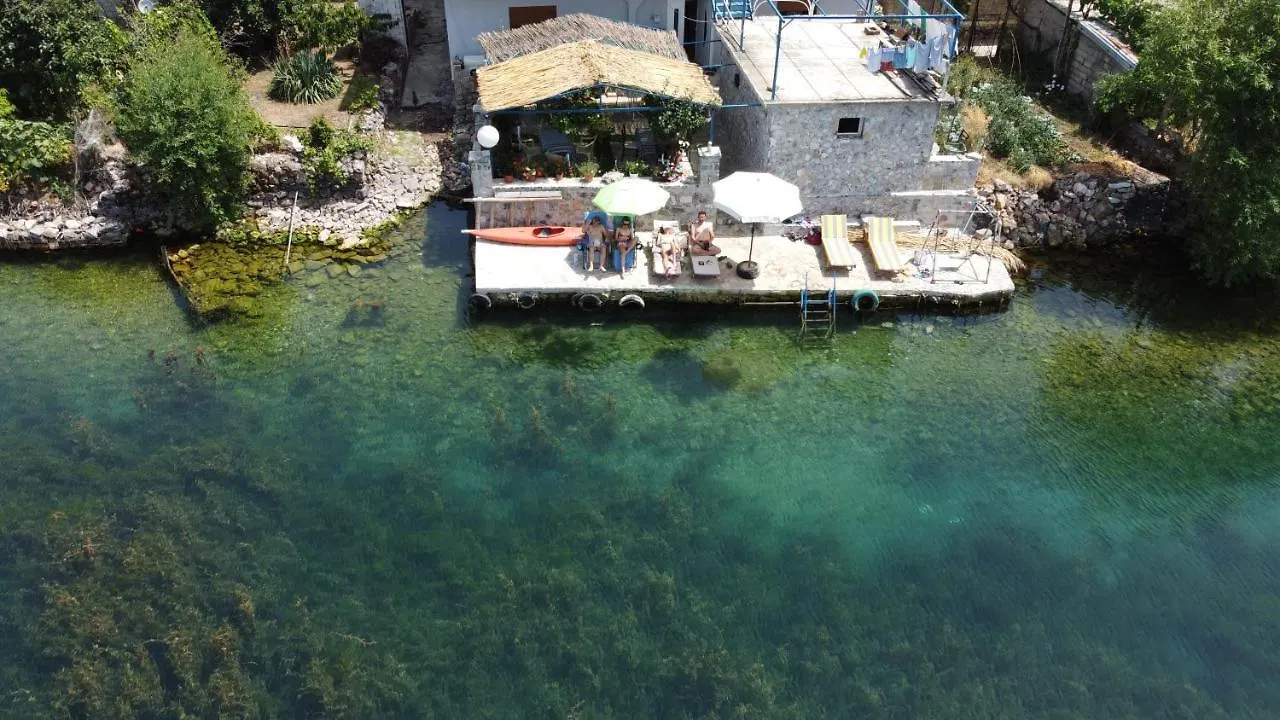 Nesti Relax Home Lini 0*,  Albania