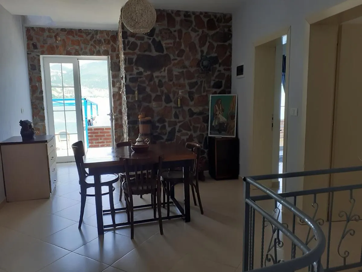 Nesti Relax Home Lini 0*,  Albania