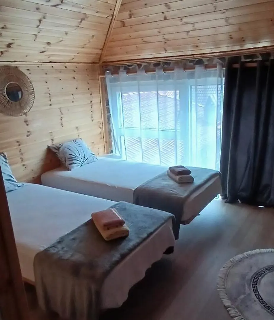 Frühstückspension Nesti Relax Home Lini